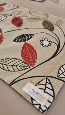 Kit com duas Peças de Jogo Americano Dupla Face e Impermeável - Madeira Decor